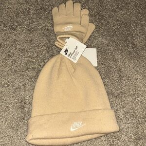 NWT Boys Nike Hat and Gloves
